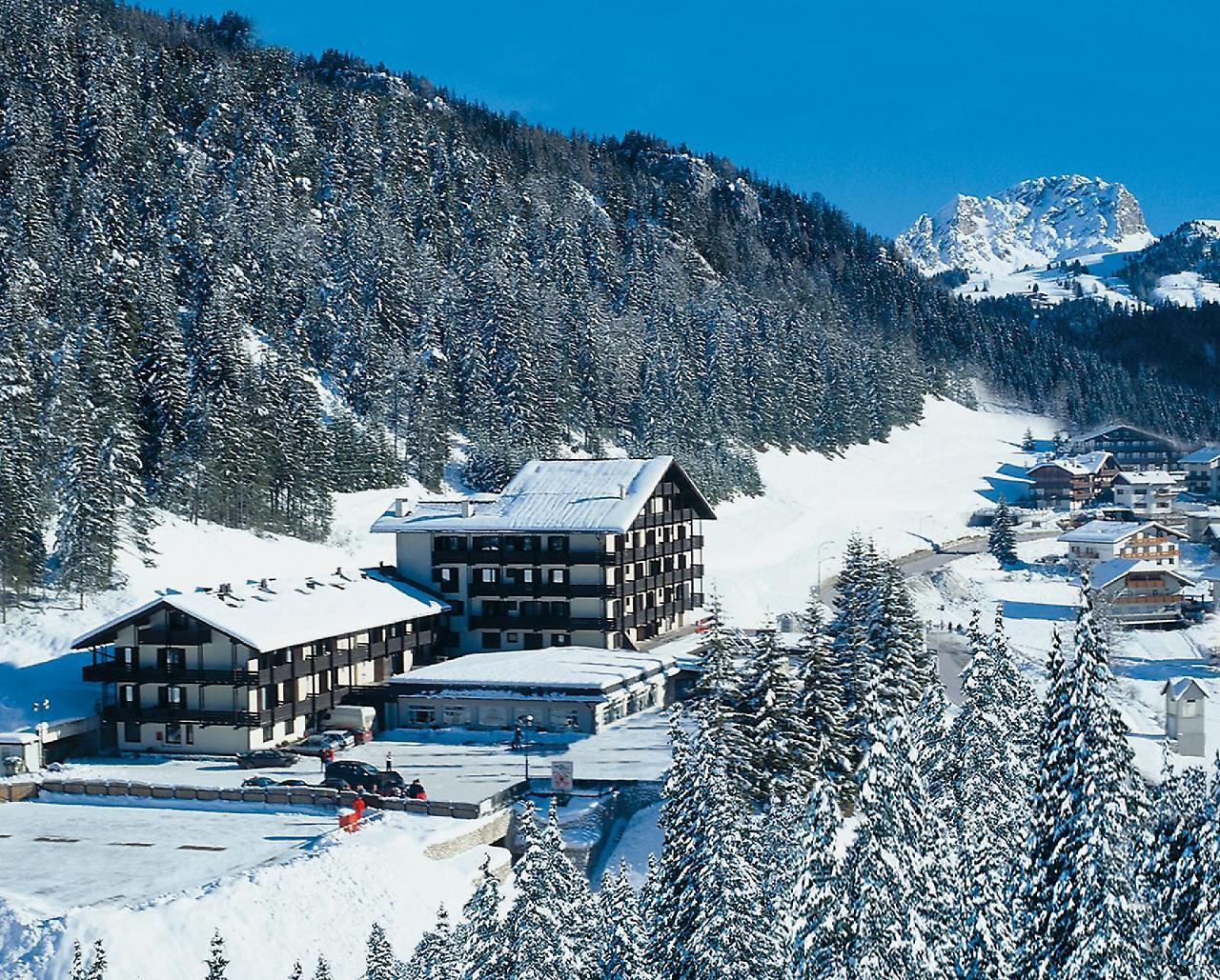 Hotel Il Caminetto Sport Canazei Εξωτερικό φωτογραφία