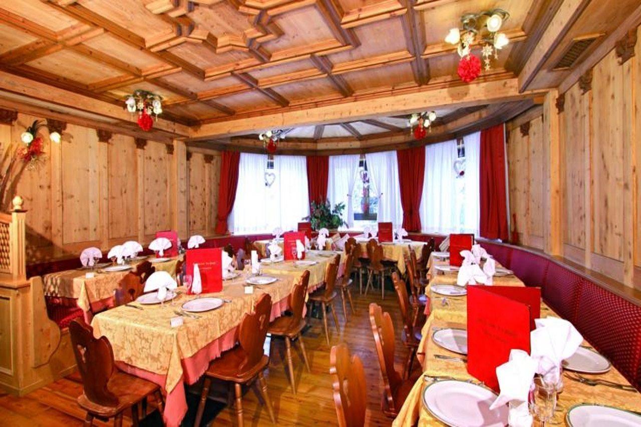 Hotel Il Caminetto Sport Canazei Εξωτερικό φωτογραφία